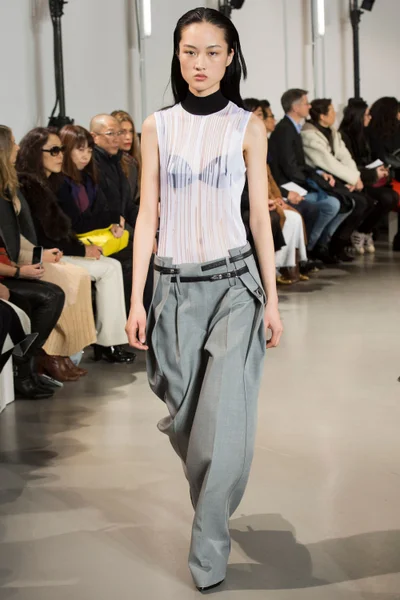 Look 4